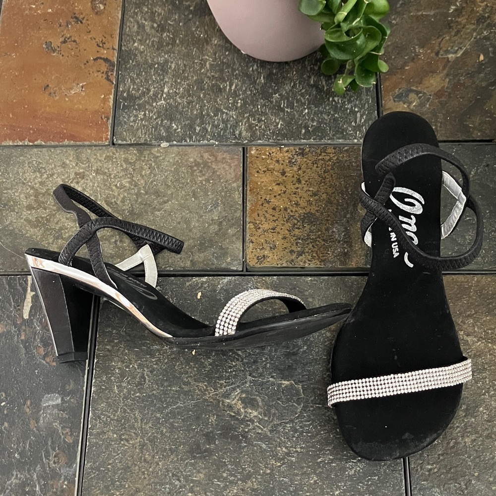 Onex‎ Black Rhinestone Strap  Heels Style Iced size 6